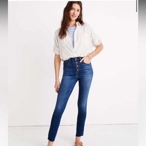 Madewell 10" High-Rise Skinny Crop Jeans: Button-Front TENCEL™ Denim Edition - Picture 1 of 8